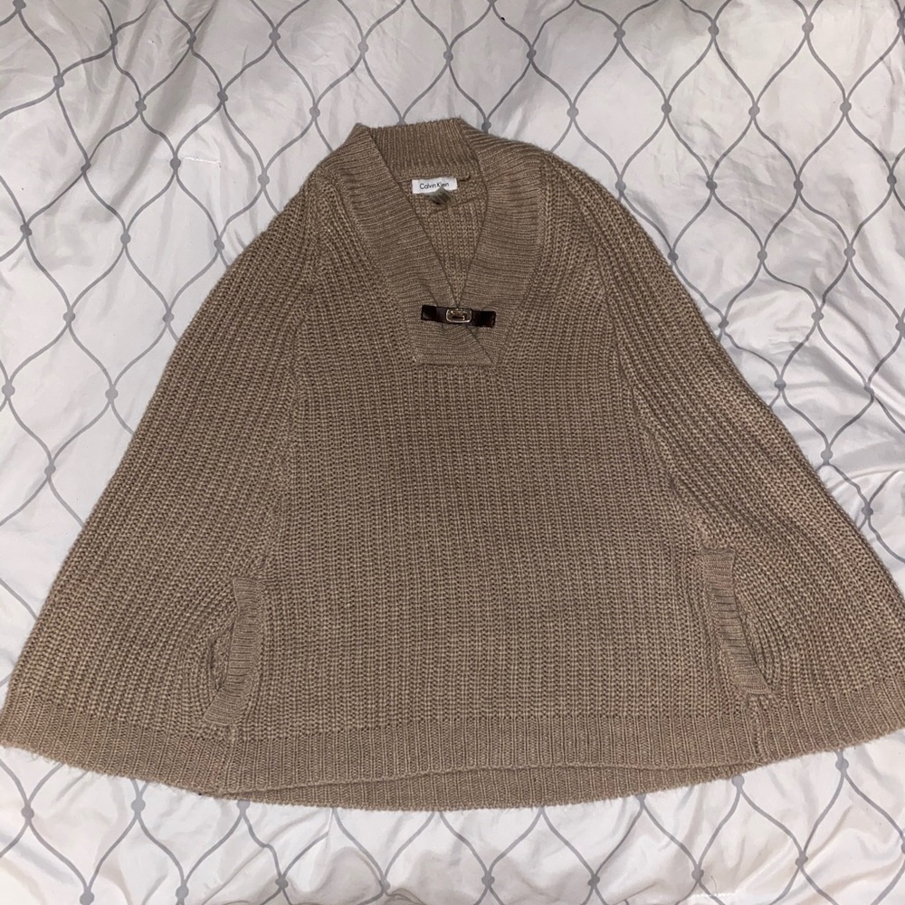 Tan Calvin Klein poncho/cape
